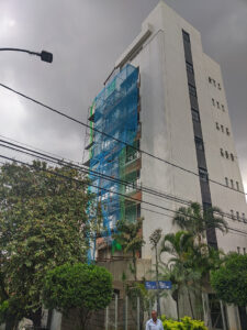 Reforma Jardineiras de fachada Ed. Turim